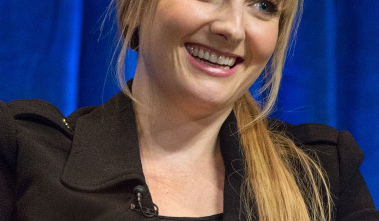 Melissa Rauch Reveals Past Miscarriage, Shares Advice on Coping With Loss