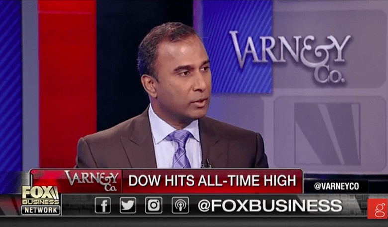 Elizabeth Warren's Challenger: 'It Takes a Real Indian to Beat a Fake One'