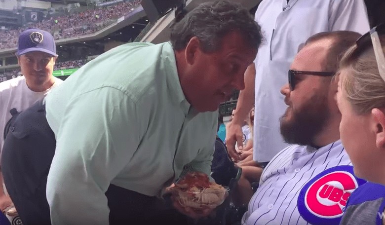 Chris Christie Gets in Heckler's Face, and Doesn't Even Spill His Nachos