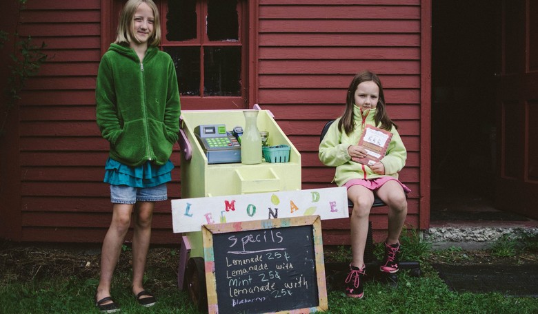 Meet a Man Who WANTS Kids' Lemonade Stands Shut Down