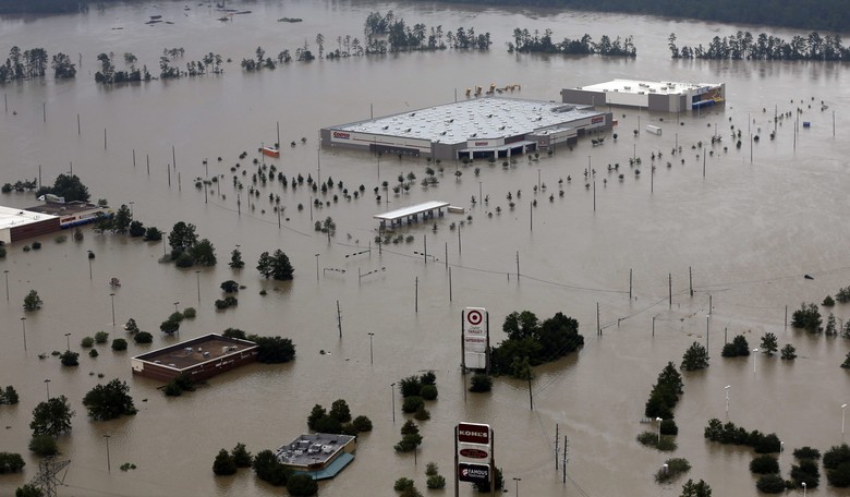 Keep Your Drones Away: Industry Lobbyists Back FAA Warning for Hurricane Zones