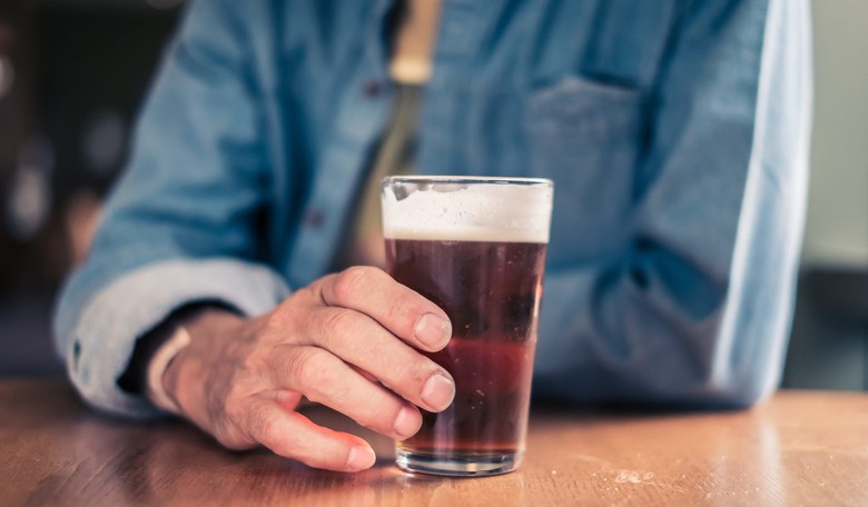 Study: Older People Who Drink Heavily Are Fighting Dementia