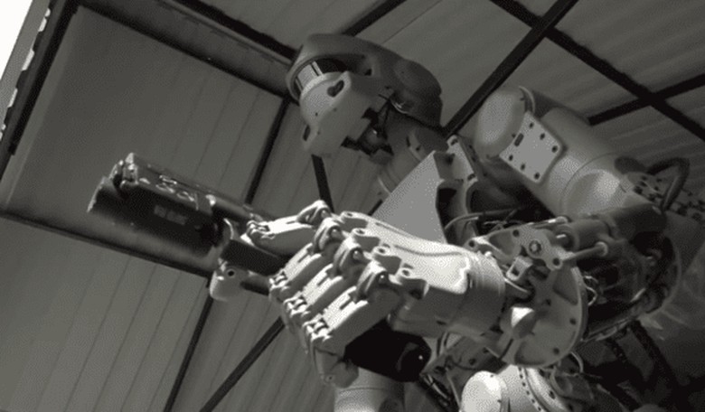 6-Foot Tall Russian Robot that Shoots Guns Is Not a 'Terminator,' Prime Minister Insists