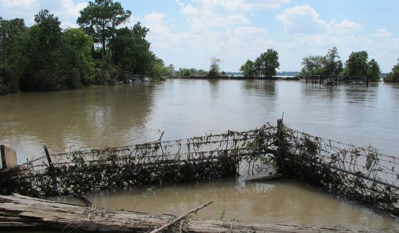 In Wake of Hurricane Harvey Spills, Texas Landowner Fights to Import Toxic Waste from Mexico