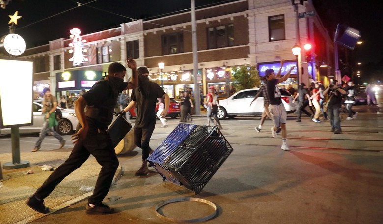 Second Night of Protests in St. Louis Devolves into Riot
