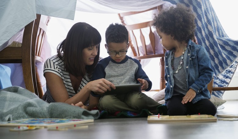 Dear Busybody Teacher Who's Worried About My Homeschooled Kids' 'Socialization'