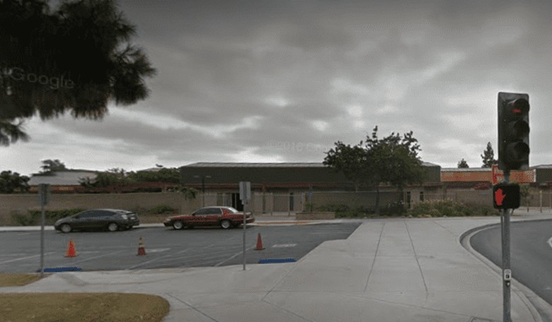 8th-Graders Made to Lie in Dark with Wrists Taped, Watching 'Roots' at Calif. School