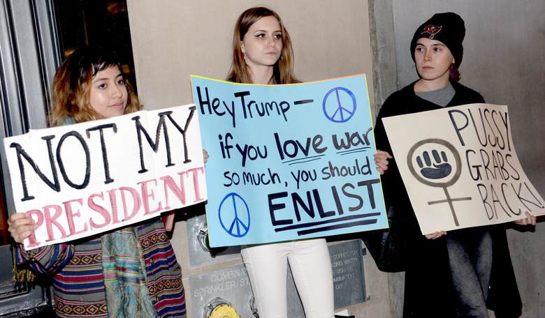 Thousands of BLM Activists Attended a Protest Organized by Russians on Facebook