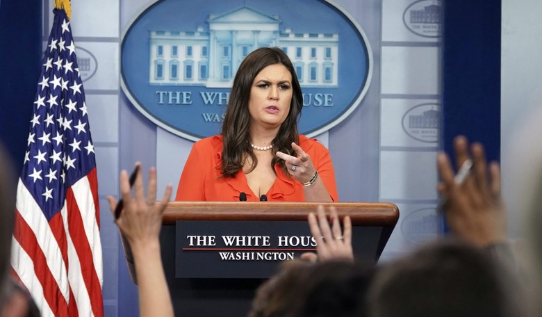 Yelp Users Slam Virginia's Red Hen Restaurant After It Refused Service to Sarah Huckabee Sanders and Her Family