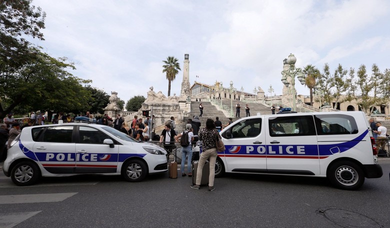 Two Killed in Terror Attack at Marseille Train Station Where Americans Were Attacked with Acid 2 Weeks Ago