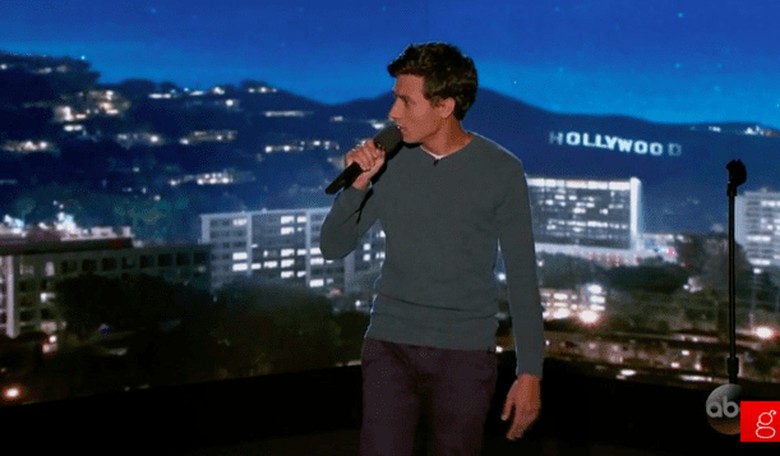 Muslim Comedian Jokes That Media's Portrayal of Islam Makes Him 'Want to Blow Stuff Up'