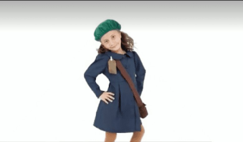 An Anne Frank Halloween Costume... Really?