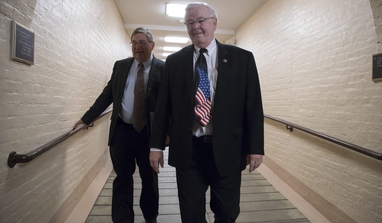 Texas Republican Apologizes for 'Judgment' After Nude Selfie Circulates Online
