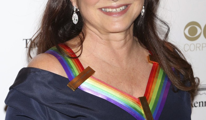 Gloria Estefan Thanks Trump for Skipping Kennedy Center Honors