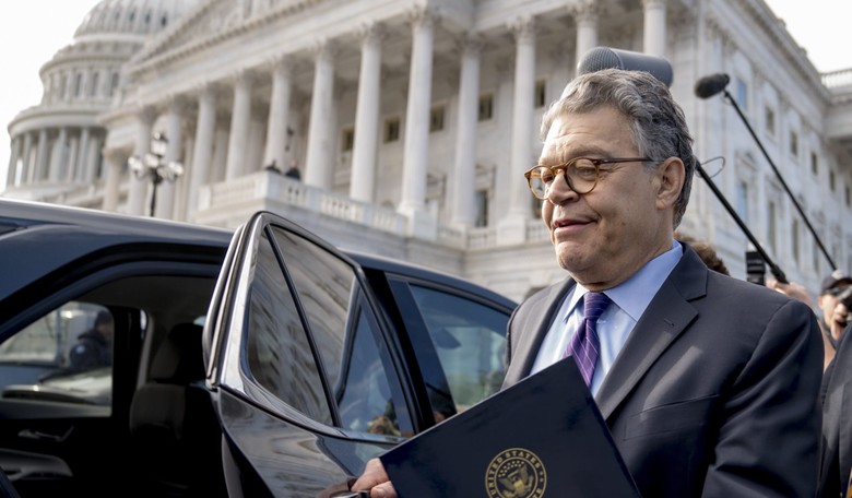 Franken, Confident of Ethics Exoneration, Says He'll Resign 'in the Coming Weeks'