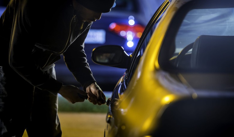 Police Warn: Don't Warm Up Your Car This Winter
