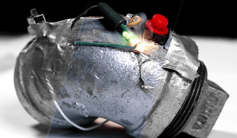 2015 al-Qaeda Article Showed How to Build NY Christmas Bulb Bomb