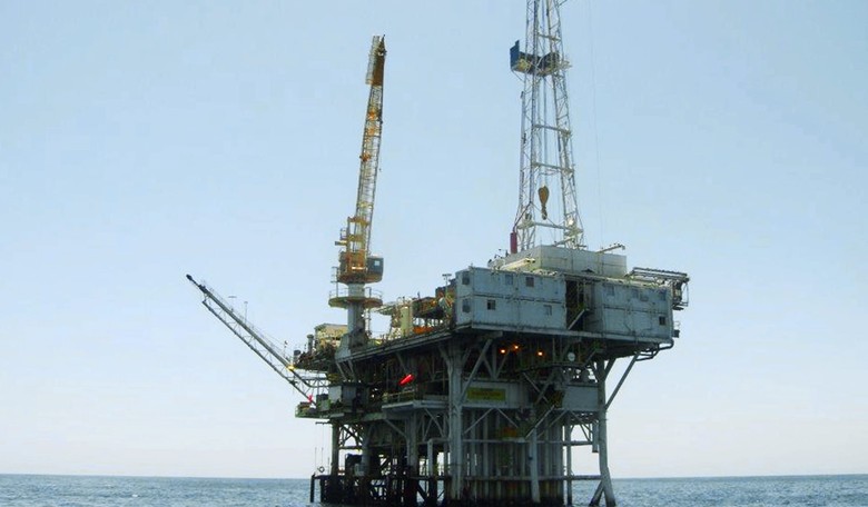 Some GOPs in Coastal States Protest Trump Plan to Open Waters to Drilling