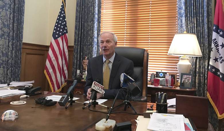 'Birth Certificates Should be About Biology,' Says Arkansas Lawmaker Challenging Hutchinson Order