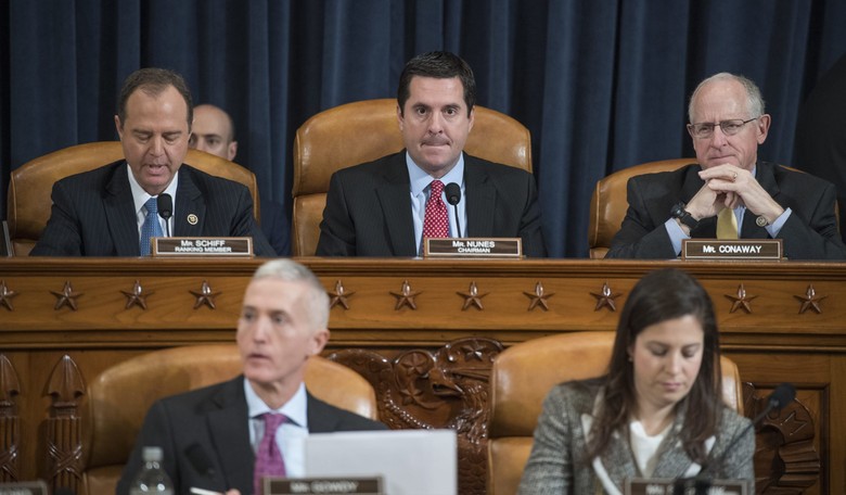 FBI's McCabe 'Removed' from Bureau as House Intel Committee Readies Vote on Releasing Memo