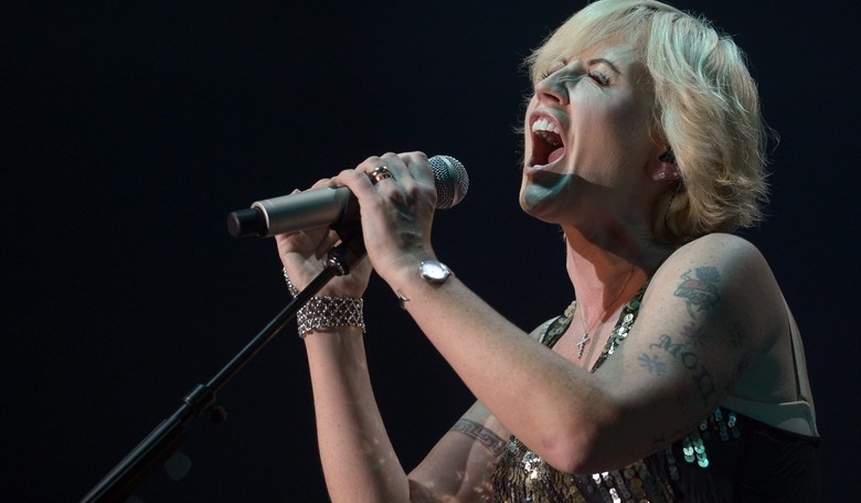 The Cranberries Lead Singer Dolores O'Riordan's Family, Bandmates 'Devastated' by Her Death