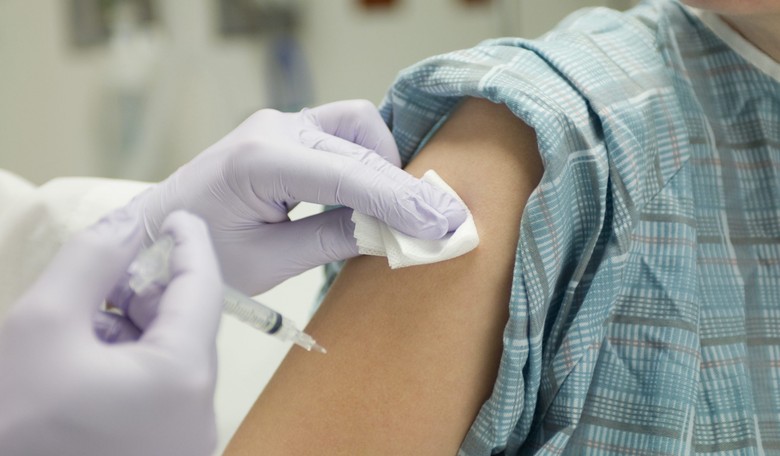 2,000 Customers of 7-11 Potentially Exposed to Hep-A