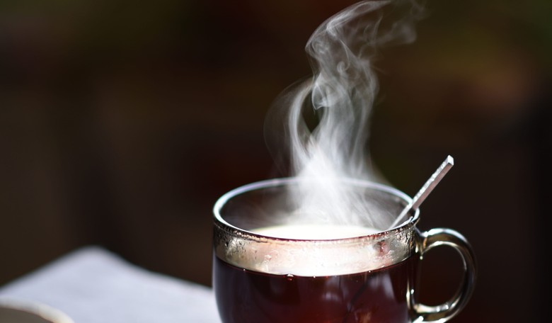 Daily Consumption of Hot Tea Can Lead to Esophageal Cancer, Study Finds