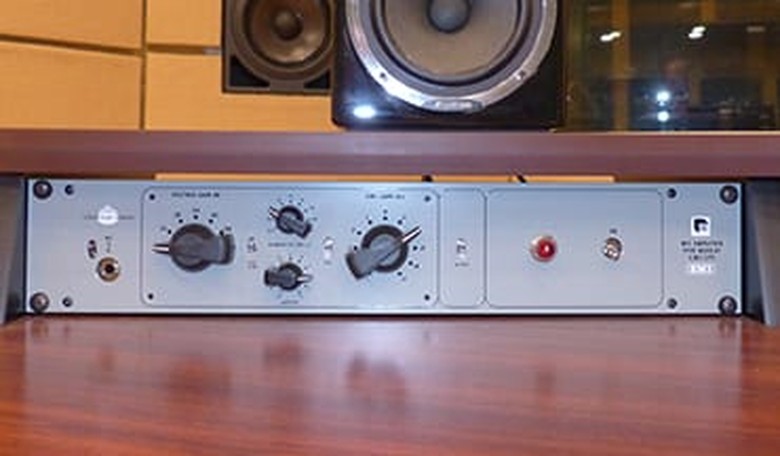 Tube Pre-Amp Captures Key Component of the Beatles’ Sound