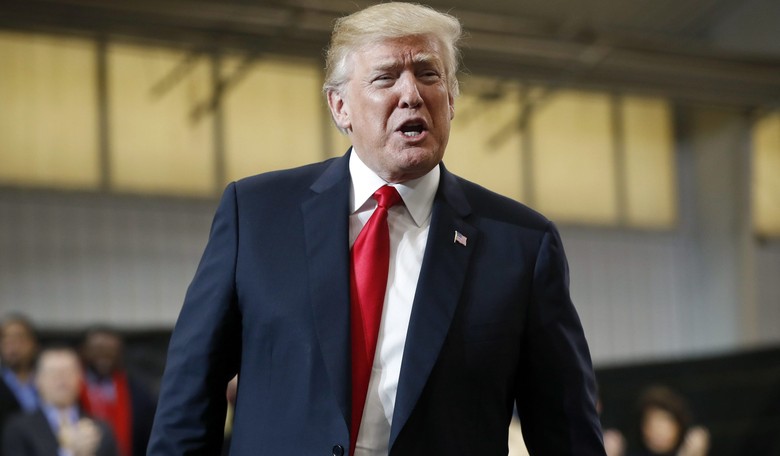 Trump Partied with Cheerleaders in the '90s, Which Will Hurt His 2016 Campaign