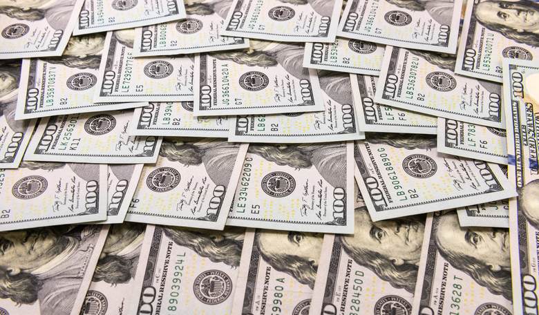Why Restaurants Going Cashless Should Be Troubling
