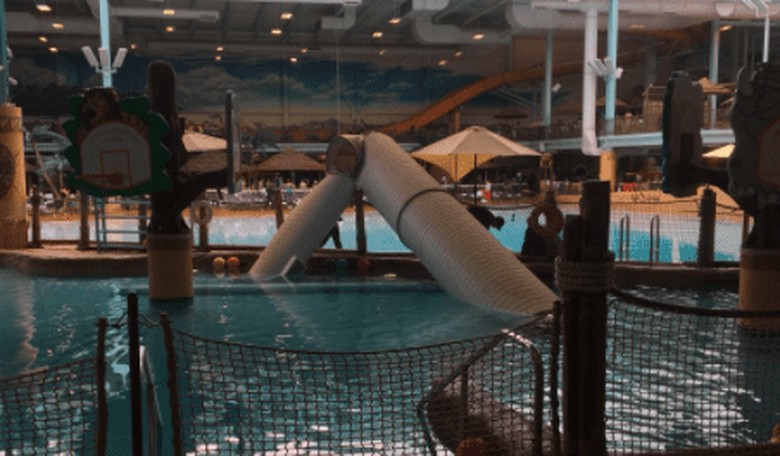 'Chaos, Panic' as Massive Ductwork Crashes into Ohio Water Park Kiddie Pool, Injuring 5