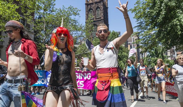 Author Calls for Atheists and LGBTQ Communities to Join Forces Against Christians