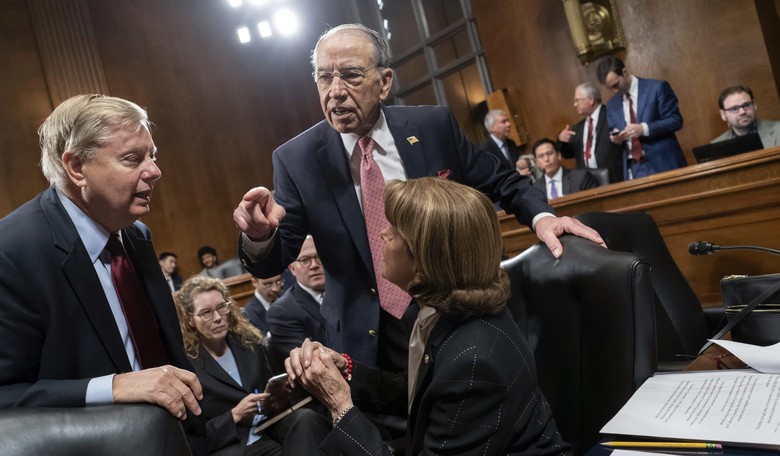 With Grassley Support, Judiciary Committee Passes Bipartisan Bill to Protect Mueller
