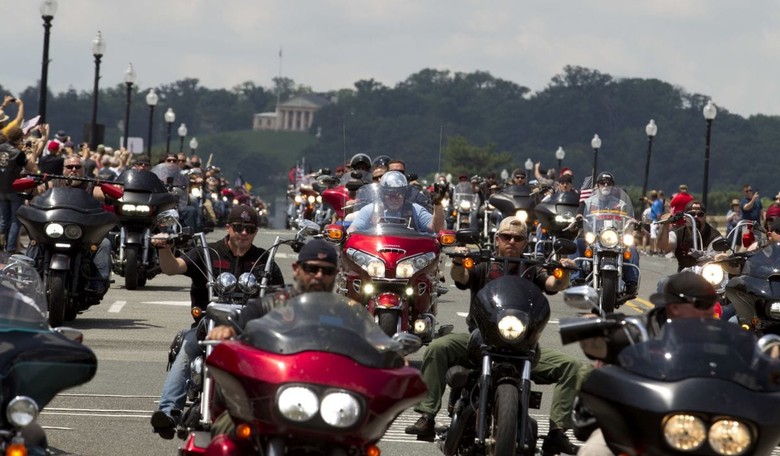31st Annual 'Rolling Thunder' Ride Draws a Million Spectators, Participants to D.C.