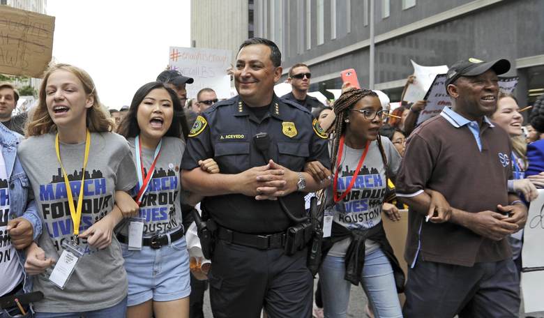 Houston Police Chief Has 'Hit Rock Bottom' with Gun-Rights Activists