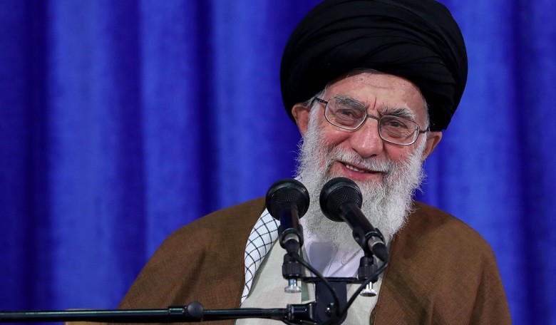 This Is #Resist? Trump Haters Love Ayatollah's Instagram Pic of 'Fire and Fury'