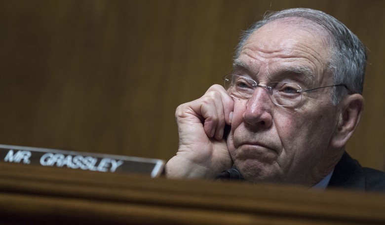 Grassley Demands That DOJ Unredact Name in Strzok-Page Text That Says 'White House is Running This'