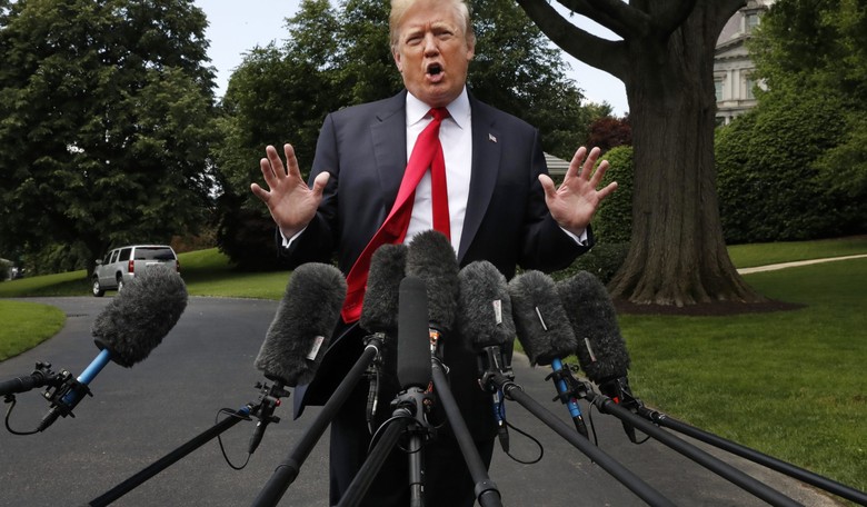 Harvard Law Professor Says Trump's 'Civil War' Tweet Is an Impeachable Offense