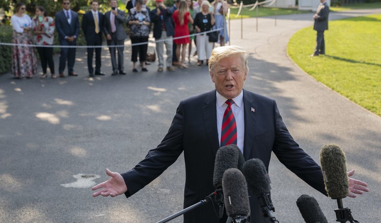 Trump Says G7 'Should Let Russia Come Back in' as Member