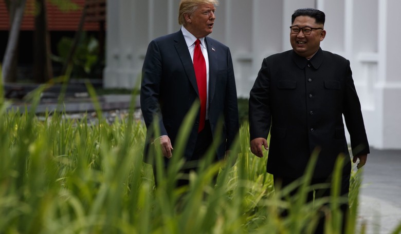 Lawmakers Demand 'Complete, Verifiable, Irreversible Denuclearization' for Any Sanctions Relief