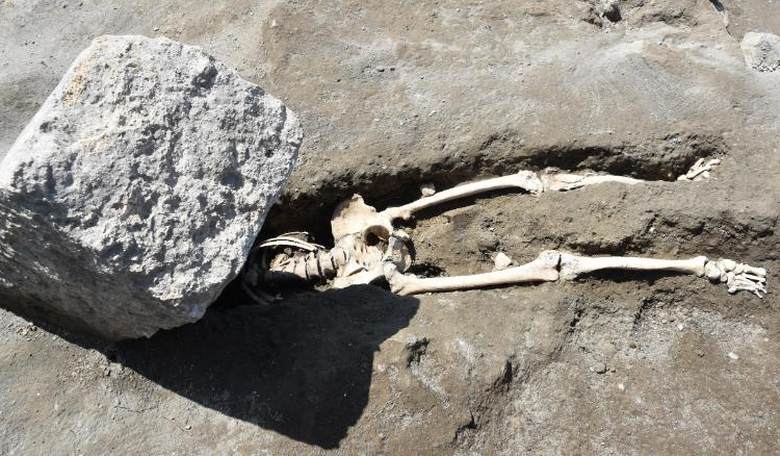 Corpse from Mt. Vesuvius Discovered, and the Internet Won't Leave Him Alone