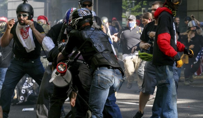 Violent Clashes in Portland Between Antifa and Patriot Prayer