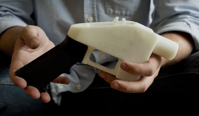 Senators Want Pompeo to Block Release of 3-D Gun Blueprints in Administration Settlement