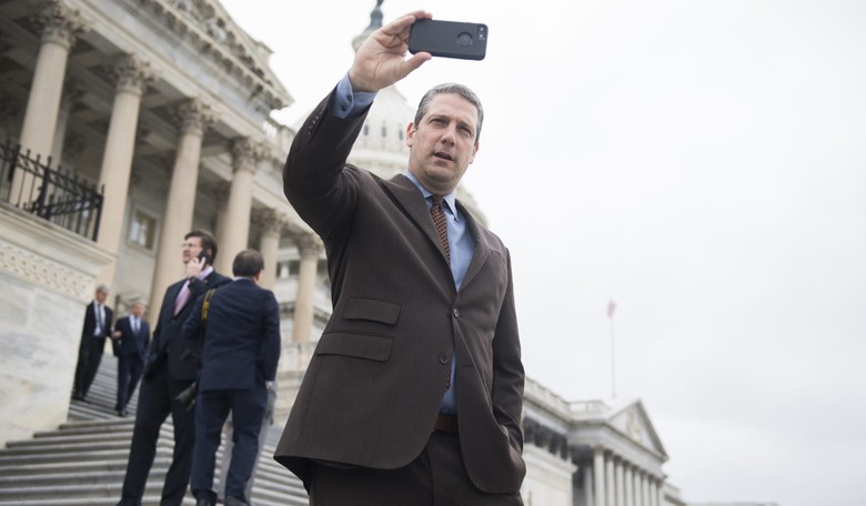 Pelosi Challenger Branded 'Inconsequential' by Leader Still Gunning for Her Job