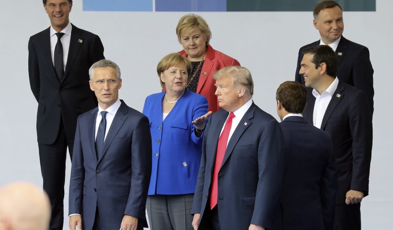 Trump Calls Germany 'Captive of Russia'; Merkel Recalls Being Occupied by USSR
