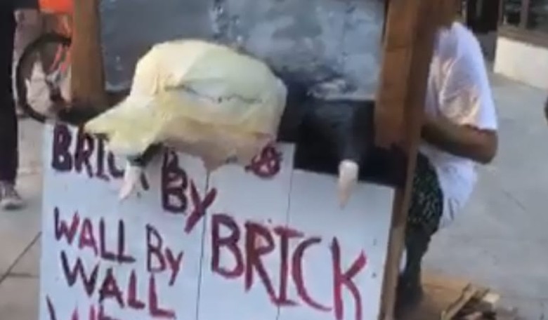 Portland 'Abolish ICE' Activists Decapitate President Trump Effigy