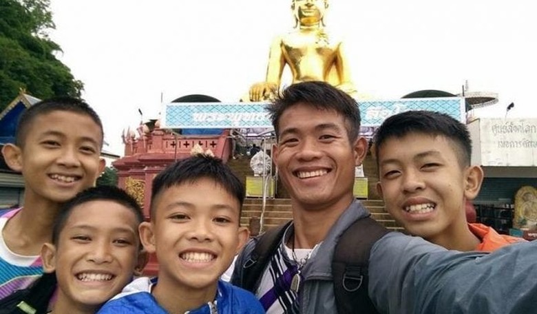 Soccer Coach's Training as Buddhist Monk Helps Get Thai Boys Through Cave Ordeal