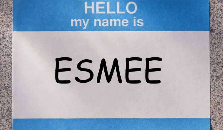 Mom Wants to Change Daughter's Name... Because Classmates Have the Same Name