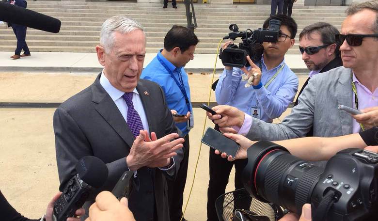Mattis: Pentagon Helping 'Maintain the Integrity of the Election' from Midterm Meddling