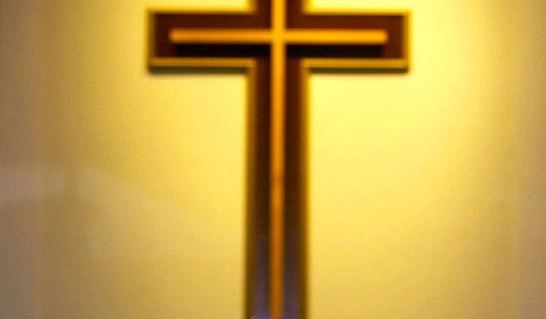Prayers, Sermons, the Apostles' Creed: The Inspiring Story of John McCain's Faith as a POW